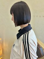 スニュウ(snuw)&nbsp;切りっぱなしボブ小顔カットグレージュミルクティ