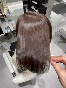 ルミス 銀座(Lumis) ストレートスタイル/艶髪/髪質改善/縮毛矯正/銀座/東銀座