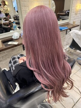 ルグランシャトー(Le grand chateau) 春に人気のピンクカラー♪