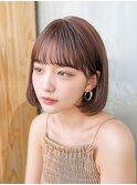 韓国風　ぱっつん前髪　内巻きボブ