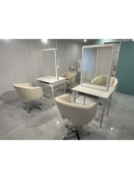 【名古屋栄】羽エクステ&シールエクステでイメチェン♪一人一人に合わせた提案が人気☆