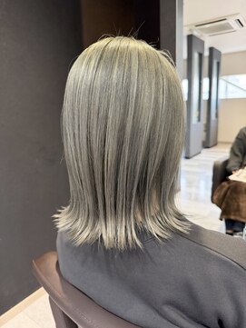 リオリス ヘア サロン(Rioris hair salon) 【石川諒】オリーブアッシュ