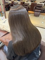 ファブ 千葉店(FaB)&nbsp;【ブリーチなしワンカラー×オリーブブラウン】レイヤーカット