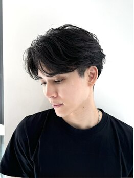 エアー 銀座タワー(AIR)の写真/[新橋駅徒歩20秒!!]働くビジネスマンからの支持率も◎ON/OFFキマる好印象ヘアに！[平日カット最終受付20時]