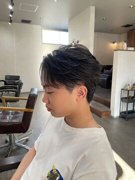 ウォルク(WOLK) フェザーショート