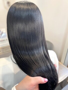 ロッカヘアエジェ(ROCCA hair eje.) 暗めカラーミラーブラック髪質改善ストレート