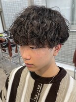 フィフス 原宿(fifth)&nbsp;波巻きスパイラルツイストスパイラルパーマツーブロックマンバン