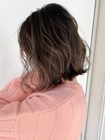 アイティー バイ アルバム 中野店(IT by ALBUM)&nbsp;大人シャドールーツ_ホワイトグレージュネビージュ_ba382013