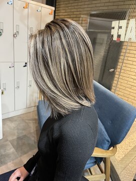 ラフ(LAFF) #バレイヤージュ#グレージュカラー#ボブウルフ#ココアベージュ