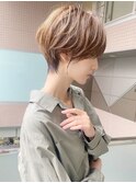 大人可愛い前髪ありひし形耳掛けマッシュショートボブ30代40代
