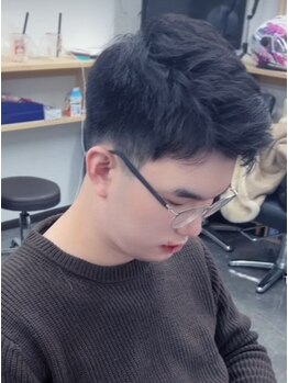 イツキ ヘアサロン(ITUKI hair salon)の写真/ご自宅でのスタイリングが苦手でも簡単にセットできるスタイルをご提案！清潔感のあるスタイルで第一印象UP