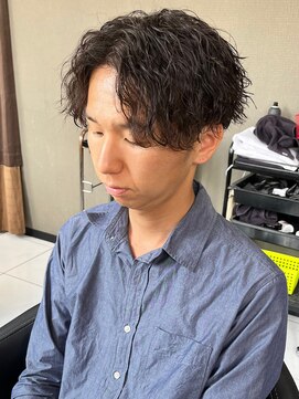 アイズ 海老名(AIZU) ツイストスパイラルパーマ メンズサロン メンズカット 眉毛