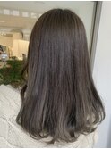 アッシュグレー