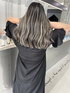 キング 枚方店(K!ng) 縮毛矯正髪質改善ハイライトレイヤーカット枚方美容室エクステ