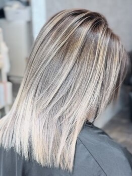 【四ツ橋駅徒歩1分】経験豊富なスタイリストの高技術で理想のスタイルに！お得なクーポンをご用意◎