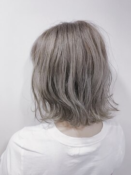 ホフ 大阪心斎橋店(F.O.F) 【FOF】イルミナ☆スノーホワイト【ホフ/大阪/心斎橋/難波】