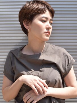 らふる くせ毛風パーマで楽しむ夏ショート