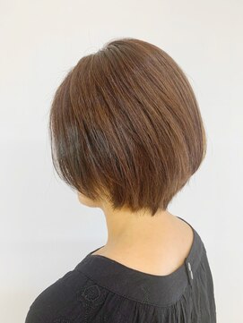 クオリス 赤塚店(QUALIS) 20代30代40代/ショート/ボブ/ボブ/ミニボブ/丸み/前下がり