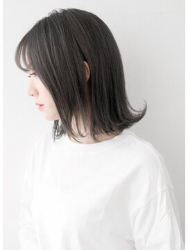 トッカ ヘアアンドトリートメント 難波店 外ハネショート