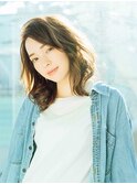 前髪なしウェーブヘア