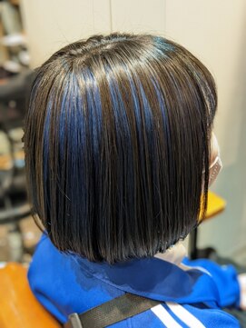 ナンバー イル デュッカ 札幌(N° il duca) ブルーハイライト*パツっとボブ