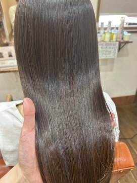 ル コワン ククー(Le coin coucou) 酸性ストレート