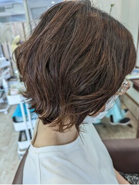 ハピネス(Happiness) 30代、40代のパーマスタイル