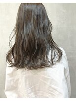 キチ(kichi.)&nbsp;[kichi.] セミロング×オリーブベージュ