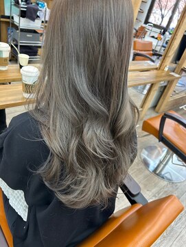 ネウィ ジャム 町田(newi JAM) 大人かわいいエギョモリ ミルクティーブラウン ひし形シルエット