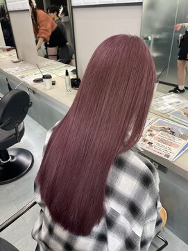 リリー(Lilley) チェリーピンク×小顔レイヤー×韓国風巻き×髪質改善