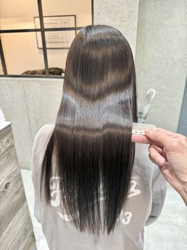 フェリア 渋谷(Feria) 【Feria渋谷】美髪矯正/髪質改善縮毛矯正/石田幸輔