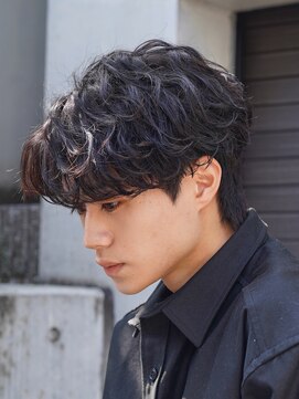 フィフスパーク(fifth PARK) ラフな質感が◎スパイラルパーマ×センターパート