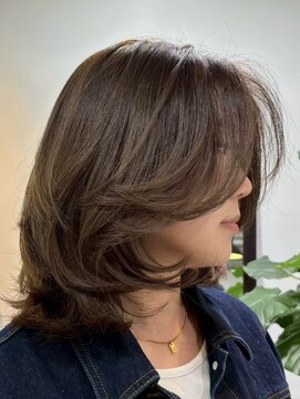 メリー オオサカ(Merly Osaka) レイヤーカット