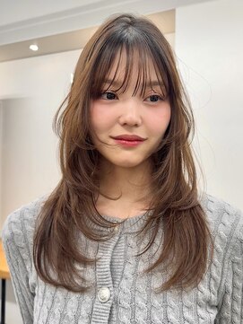 アビー(ABBEY3) レイヤーカットミディアムレイヤー顔まわり銀座ハイレイヤー