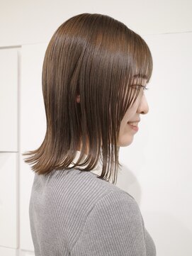 カシェル トウキョウ(Cashel Tokyo) ブリーチなしダブルカラー ボブ ベージュ オリーブ グレージュ