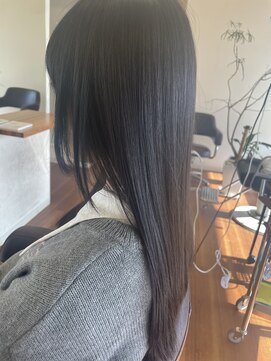 ミナ Hair design mina ヘアデザイン 二段階レイヤーロング