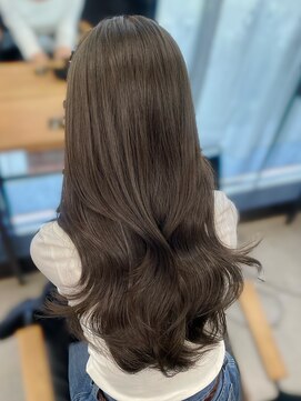 アリュウル 表参道(ALLURE) ブリーチなし/アイスベージュ×レイヤーカット○伊藤