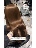 モカベージュ