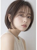 【LOVESTOIKE】耳かけで小顔見えする大人ボブ
