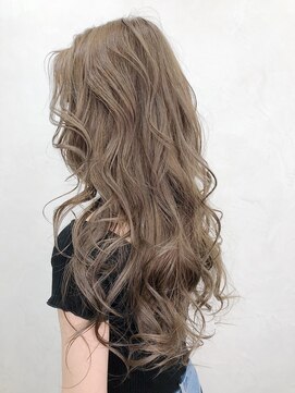 ジゼル(gisele) melts beige