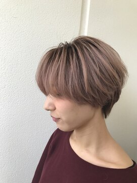 ナンバー エアロ 横浜(N° +aero) 大人可愛い20代30代40代小顔ワンサイドショートボブ丸み前下がり