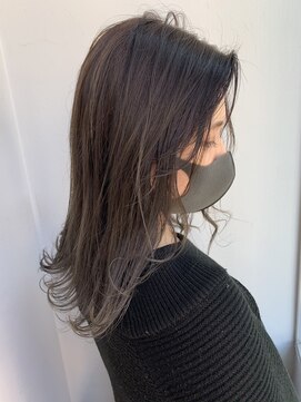 トロニー(TLONY) アッシュベージュ/グレージュ　stylist/miaki