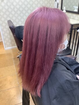 ビューテ(BIEUTE) ピンクカラー