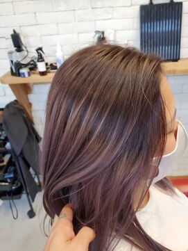 バルビエーレ アーディ(Barbier Adi) ストレートロング