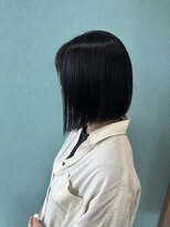 ウシワカマルエムティードット(USHIWAKAMARU MT.) 透明感のある韓国暗髪ヘアー