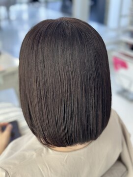 カルム(calm) ボブ×オリーブベージュ