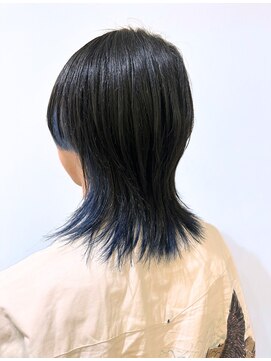 アッシュ 町田駅前通り店(Ash) ウルフカット＋インナーカラー