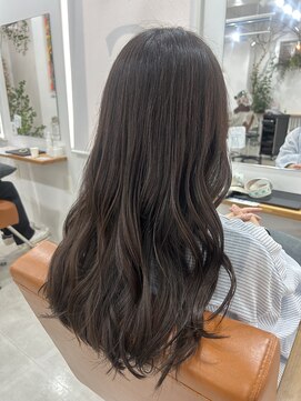 シーバイトリコ 市川(SEA by tricot) マットベージュ