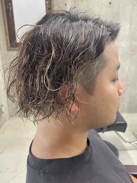 フイ 新宿3丁目(Hui) ハイトーンカラー/マッシュパーマ/アースカラー/men's/