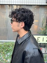 リブロ 三軒茶屋(LIBRO)&nbsp;ブルーブラック韓国マッシュフェード メンズパーマ